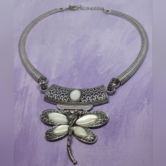 Mother of Pearl Dragonfly Large Statment Necklace Silver Tone - Picture 2 of 8